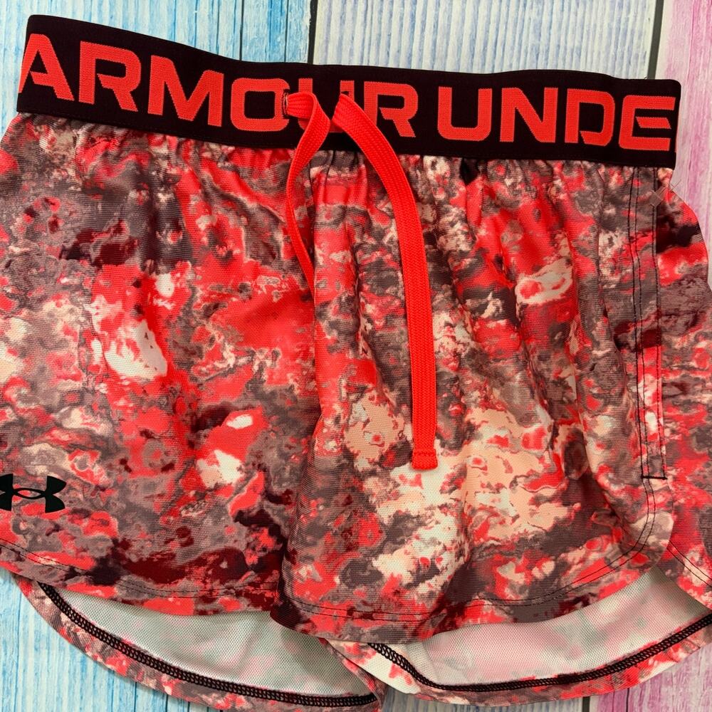 Under Armour Girls Medium 10-12 Coral Black Running Shorts EUC